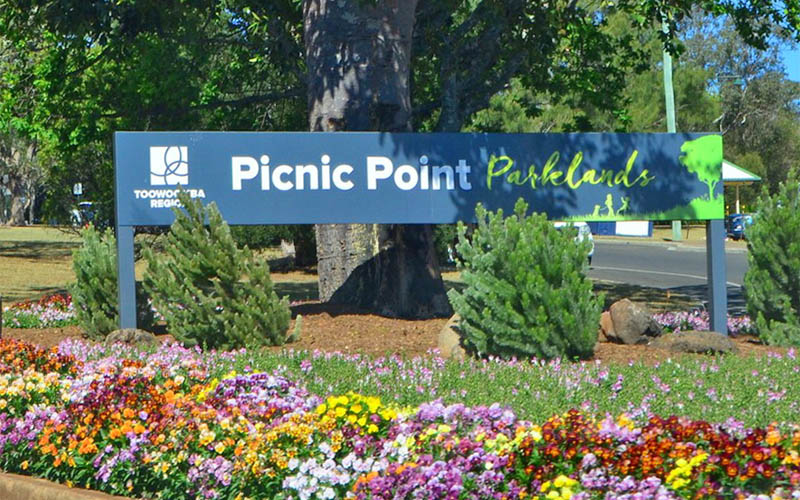 Picnic Point Lookout at Parkland